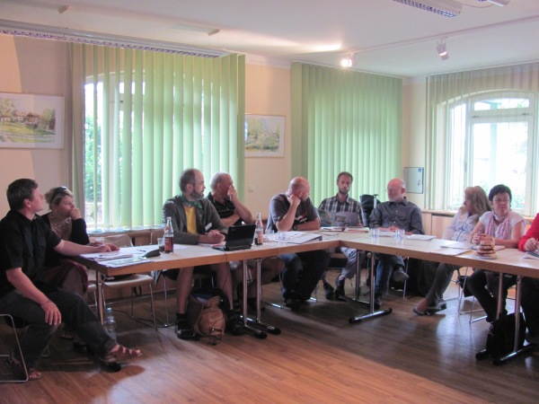 Dyskusje w gronie partnerw projektu i przedstawicieli niemieckich jezior